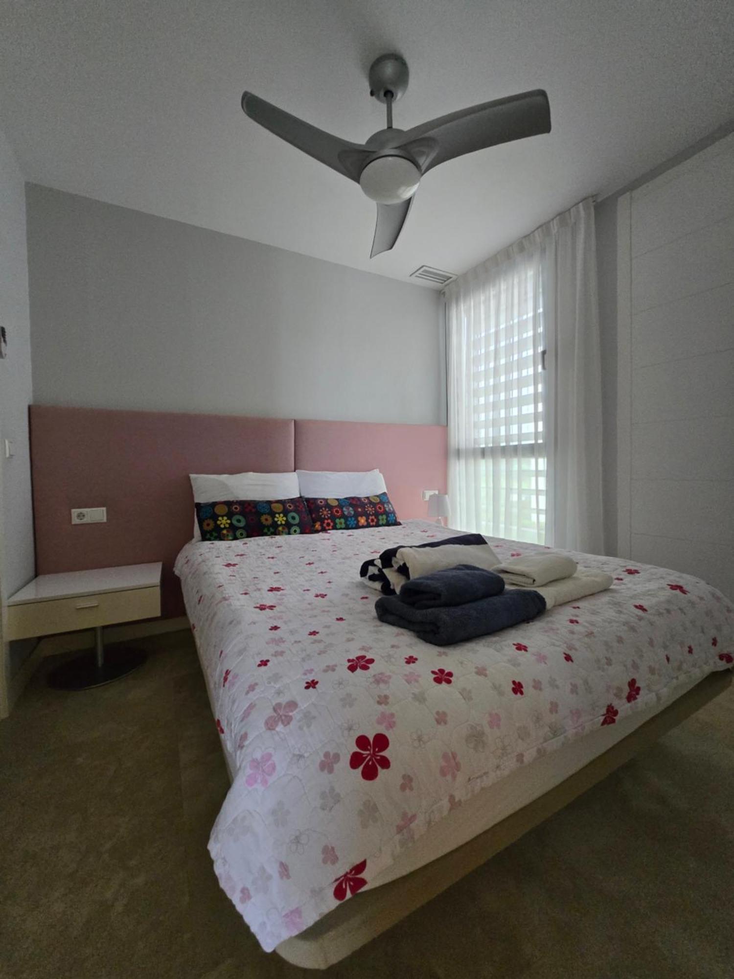 Apartamento Bonito - Playas Las Deveses 埃尔韦尔赫尔 外观 照片